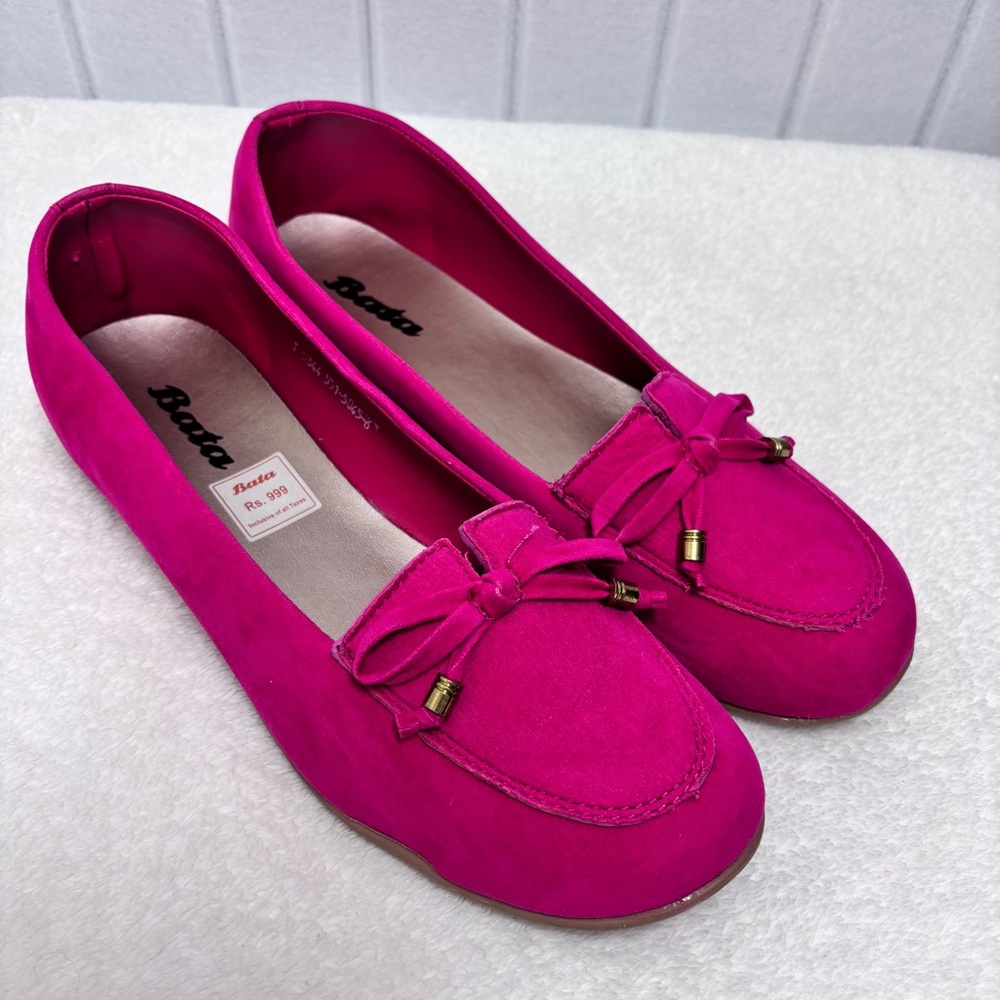 Bata Women's Pink Loafers Casual Size 9
